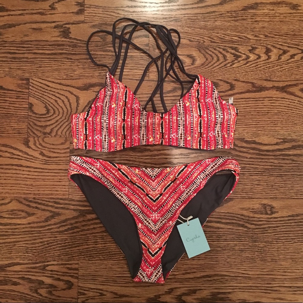 NWT medium cupshe bikini